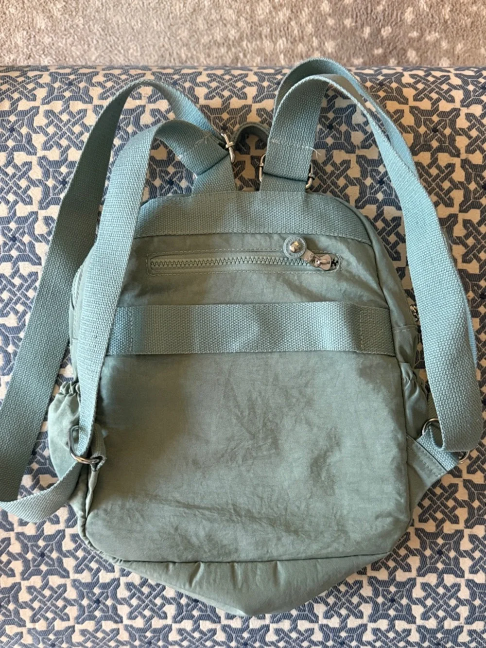 MUKAITE Mint Green Round Front Backpack with Zip Pocket